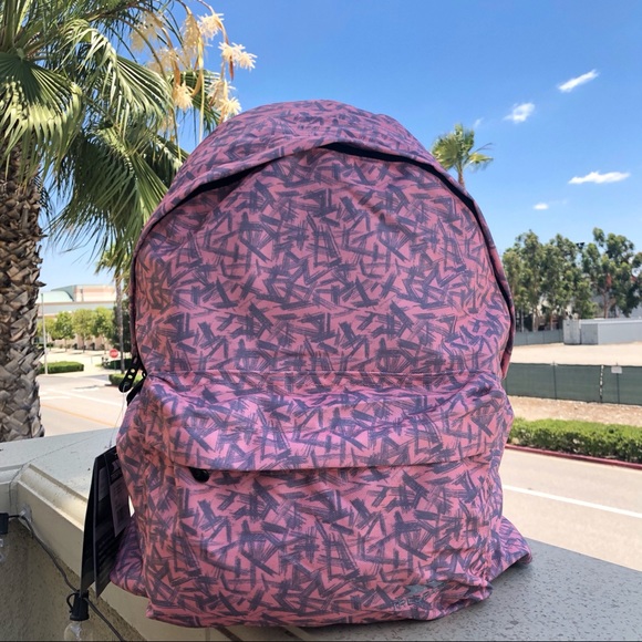 Trespass Pink Print Backpack Full Size Bag NEW - Picture 1 of 6